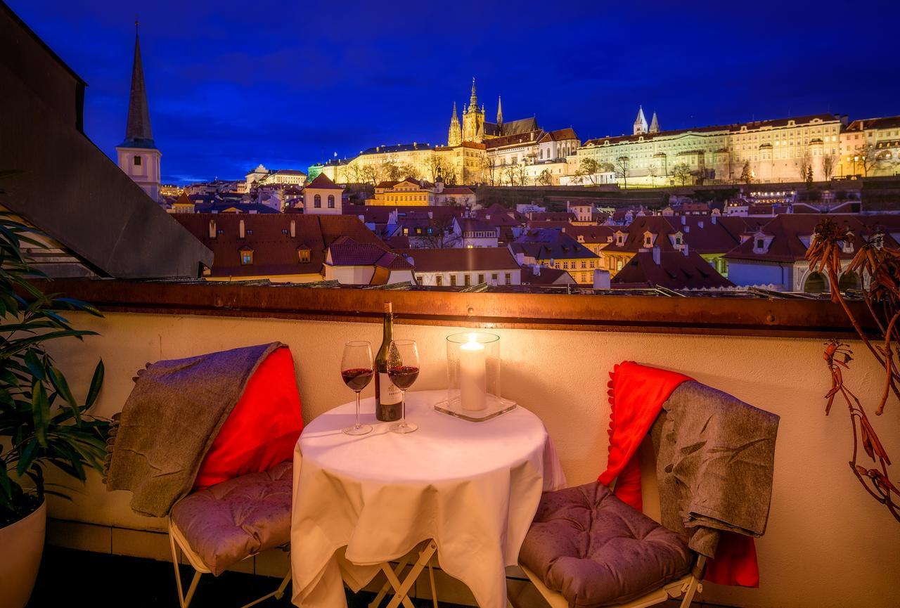President Apt By Prague Castle, Views Экстерьер фото