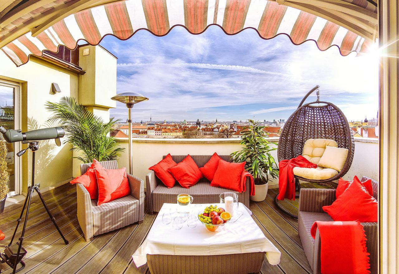President Apt By Prague Castle, Views Экстерьер фото